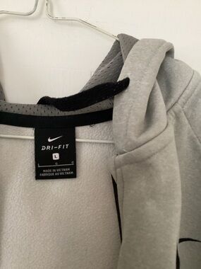 Nike Dri-FIT Light Gray Women's Utility Hoodie Jacket